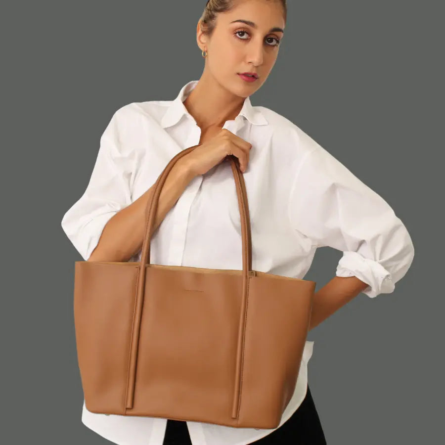 Women's Tote Bag, Leather Handbag for Work, Bag for groceries, the beach, or everyday errands, Roomy Carryall Bag by Dioura Dioura