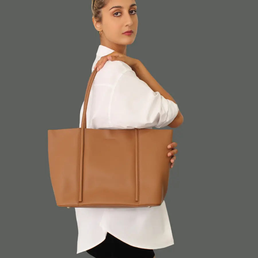 Women's Tote Bag, Leather Handbag for Work, Bag for groceries, the beach, or everyday errands, Roomy Carryall Bag by Dioura Dioura